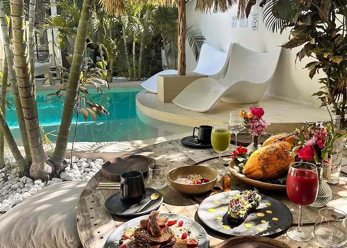 Villa Oasis Heated Private Pool Daily Housekeeping Prime Location *
