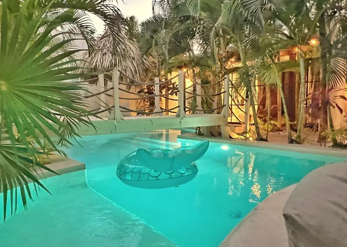 Oasis Heated Private Pool Daily Housekeeping Prime Location Villa