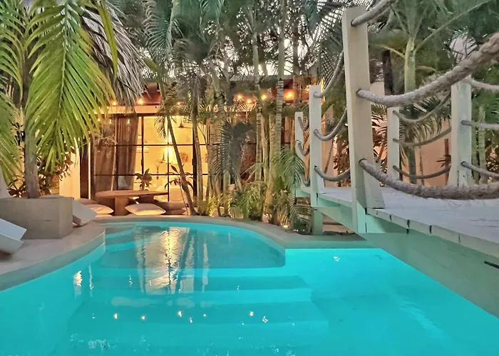 Oasis Heated Private Pool Daily Housekeeping Prime Location Villa